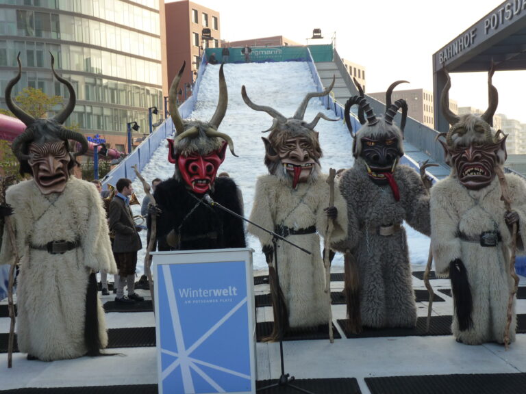 Harry eröffnet die Winterweihnacht am Potsdamerplatz Berlin 